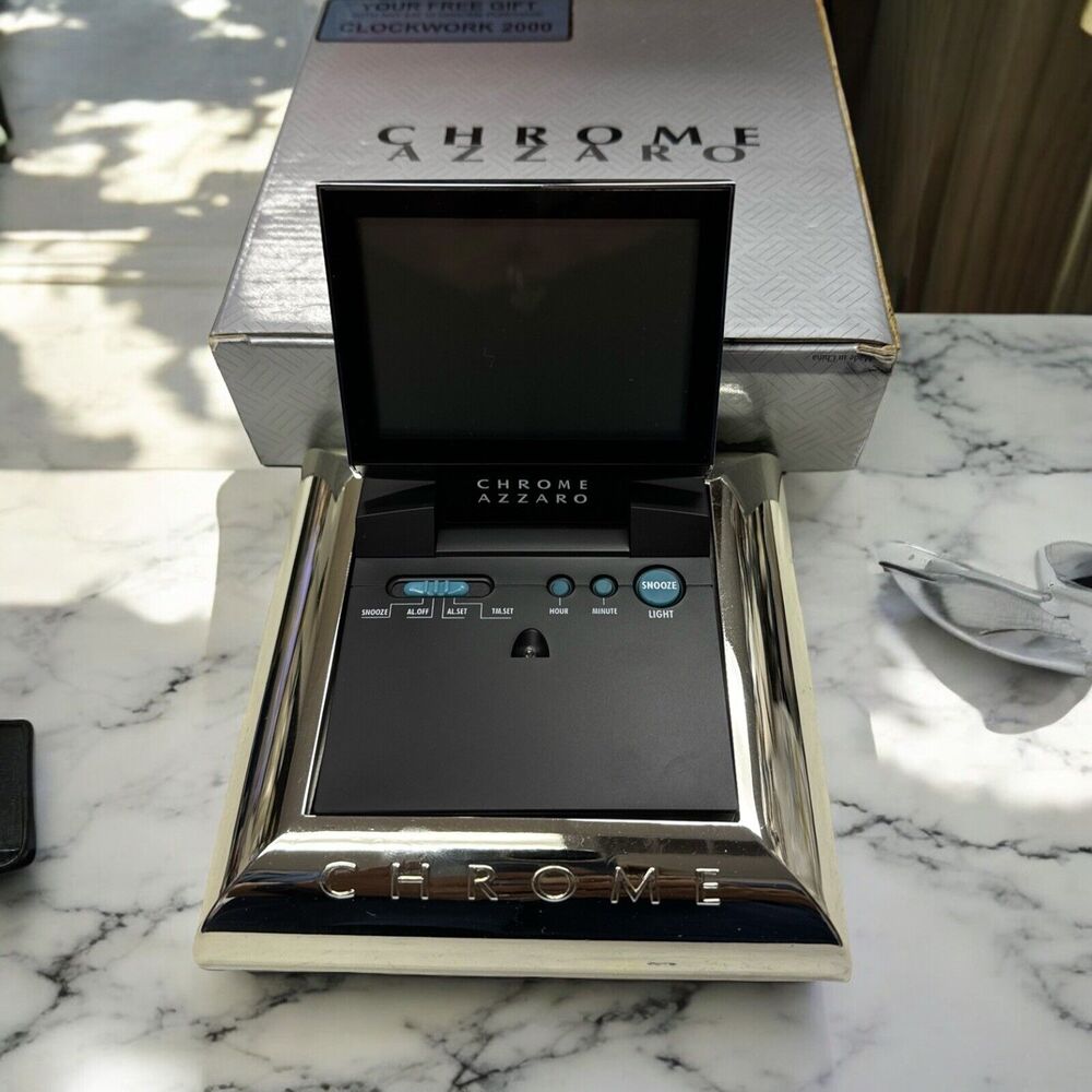 Vtg 2000 Chrome‎ Azzaro Promo Clock With Stand New In Box Fragrance GWP